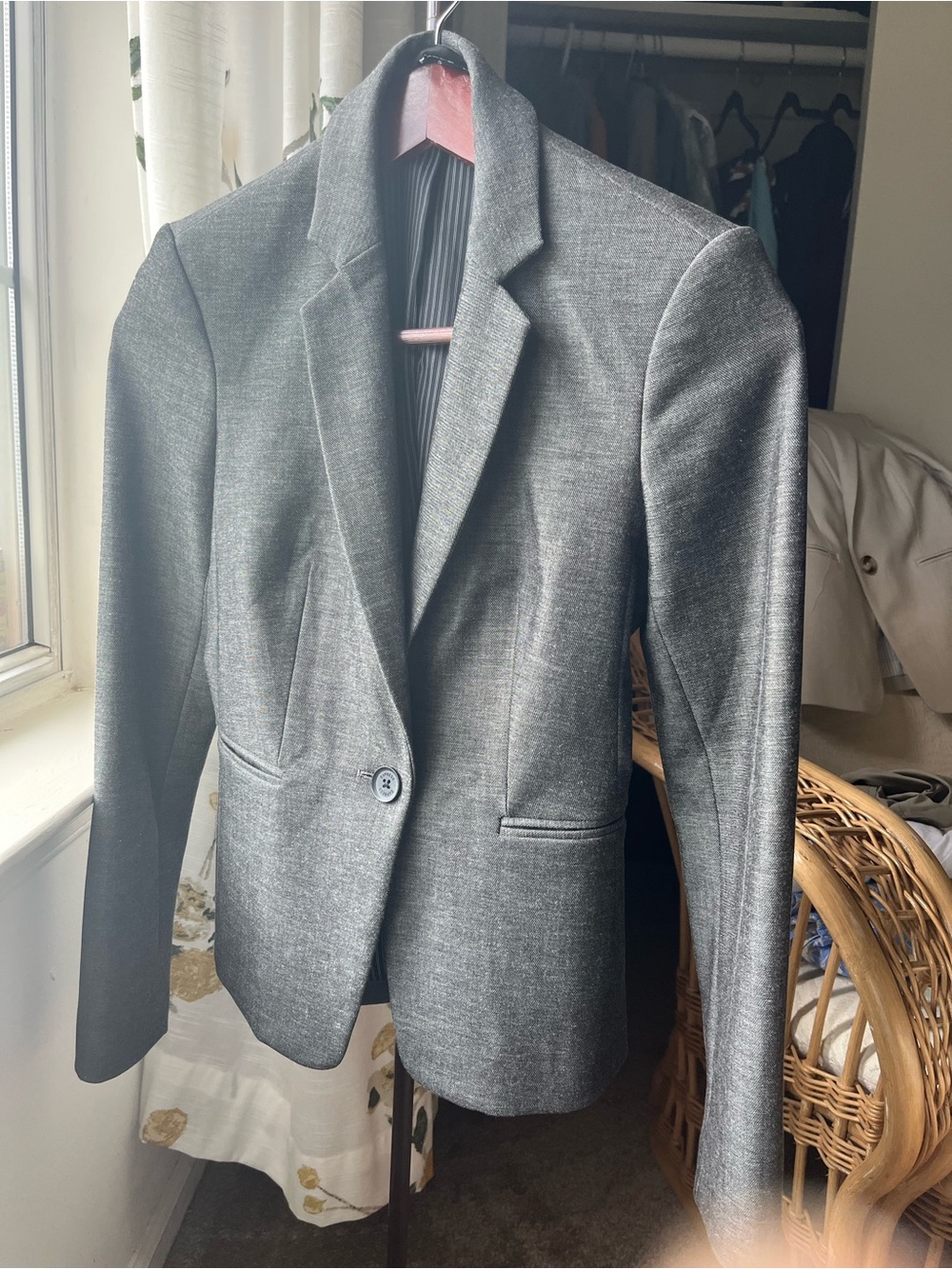 NWOT Express Women's charcoal Gray Single-Button Blazer